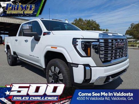 New 2026 GMC Sierra 2500 Denali w/ Denali Reserve Package AWD/4WD image 1