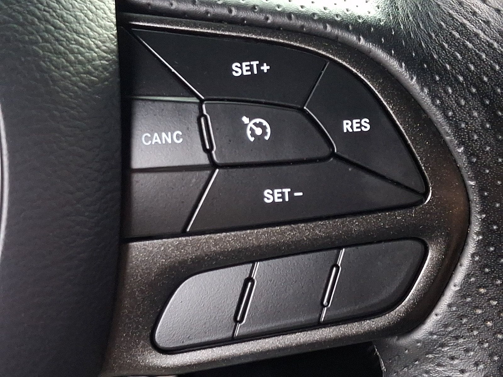 Used 2021 Dodge Challenger R/T Scat Pack RWD image 21