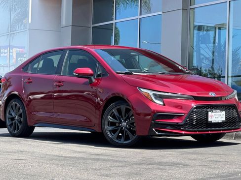 Certified 2023 Toyota Corolla SE FWD image 2