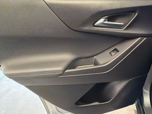 Used 2025 Chevrolet Equinox LT image 22