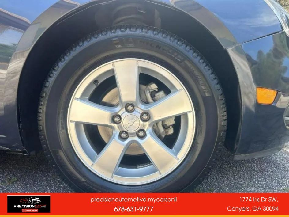 Used 2016 Chevrolet Cruze LT FWD image 4