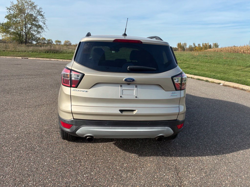 Used 2017 Ford Escape SE w/ Equipment Group 201A FWD image 7