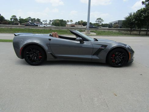 Used 2016 Chevrolet Corvette Z06 w/ 3LZ Preferred Equipment Group RWD image 4