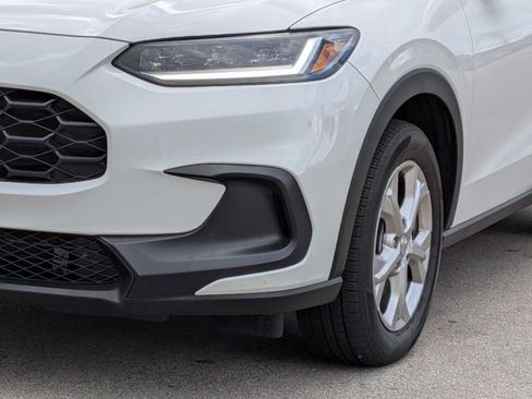 Certified 2025 Honda HR-V LX image 11