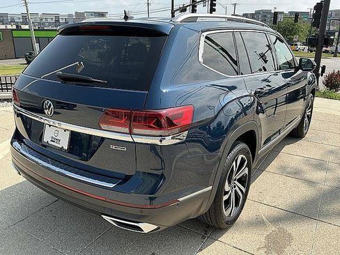 Used 2021 Volkswagen Atlas SEL Premium AWD/4WD image 6