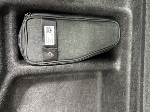 Used 2024 Rivian R1S Adventure AWD/4WD image 34