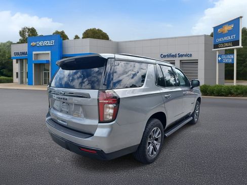 Used 2023 Chevrolet Tahoe Z71 w/ Luxury Package AWD/4WD image 4