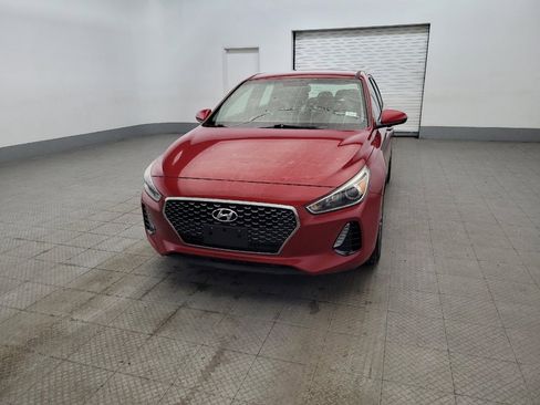 Used 2018 Hyundai Elantra GT FWD image 15