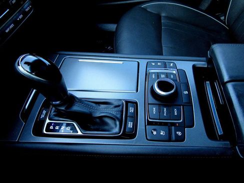 Used 2016 Hyundai Genesis 3.8 w/ Option Group 04 image 24