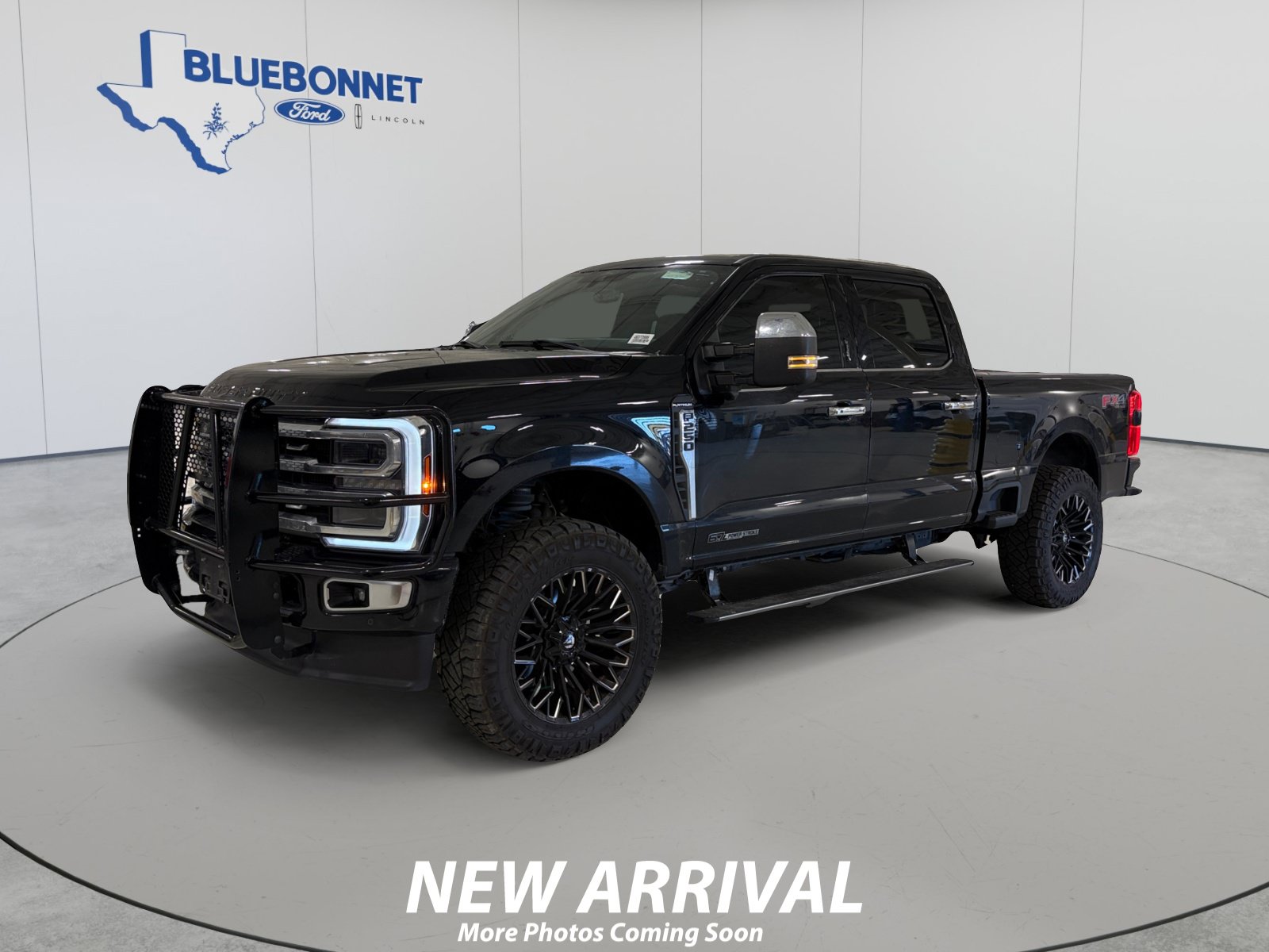 Used 2024 Ford F250 Platinum AWD/4WD image 1