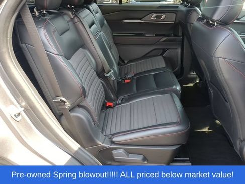 Used 2025 Ford Explorer ST-Line w/ ST-Line Street Pack AWD/4WD image 45