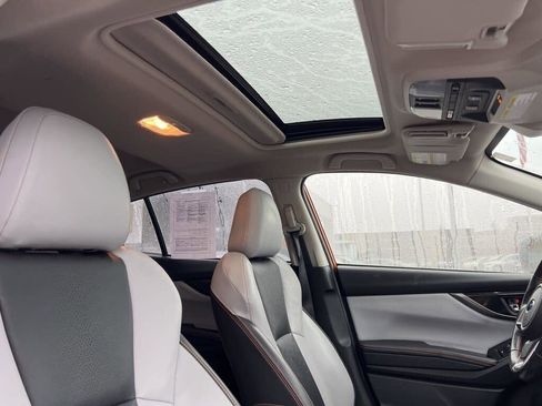 Used 2019 Subaru Crosstrek 2.0i Limited w/ Moonroof Package w/Navigation image 6
