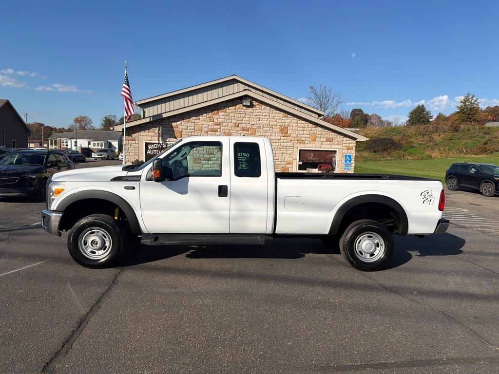 Used 2015 Ford F250 XL w/ Power Equipment Group AWD/4WD image 2