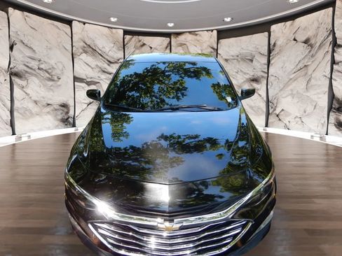 Used 2020 Chevrolet Malibu LT FWD image 3
