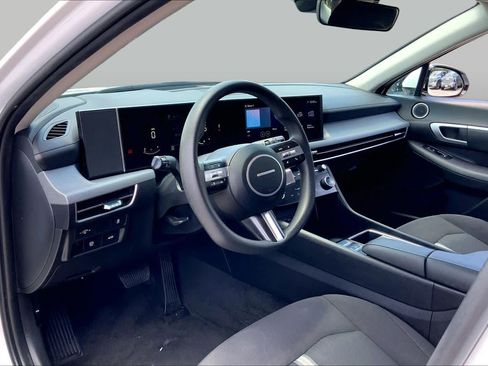 Used 2025 Hyundai Sonata SEL FWD image 16