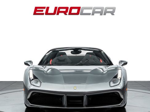 Used 2018 Ferrari 488 Spider RWD image 10