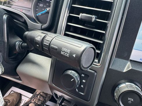 Used 2021 Ford F250 XLT AWD/4WD image 21