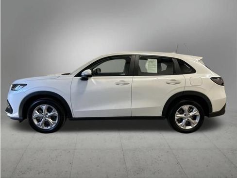 Certified 2023 Honda HR-V LX image 3