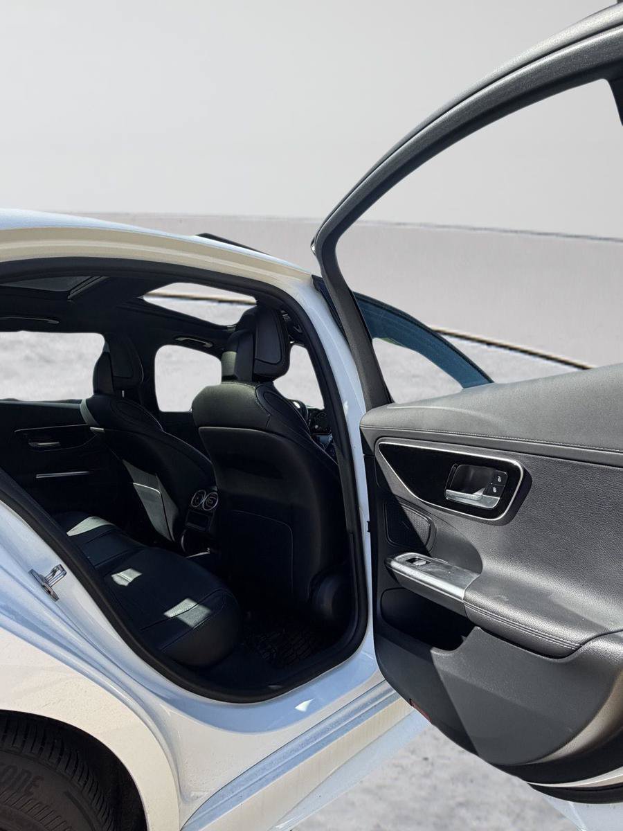 Used 2022 Mercedes-Benz C 300 4MATIC Sedan image 17