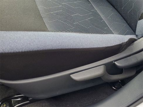 New 2025 Nissan Versa SV image 9