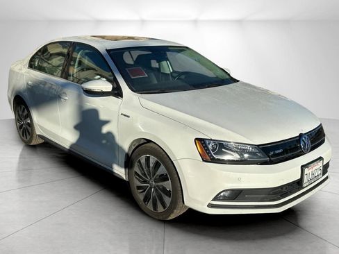 Used 2016 Volkswagen Jetta SEL Premium image 1