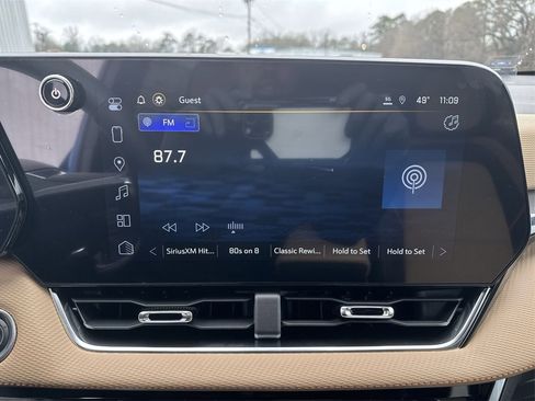 New 2025 Chevrolet Equinox ACTIV w/ Safety and Technology Package image 25