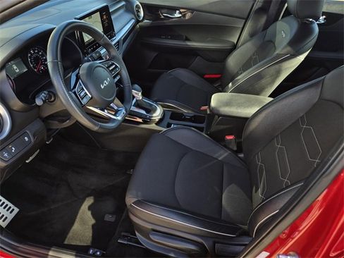 Certified 2024 Kia Forte GT-Line image 18