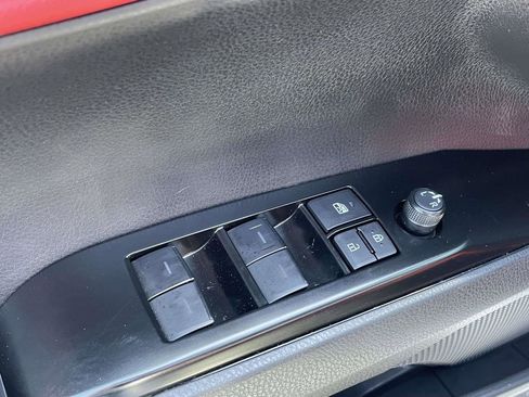 Used 2025 Toyota Camry XSE FWD image 15