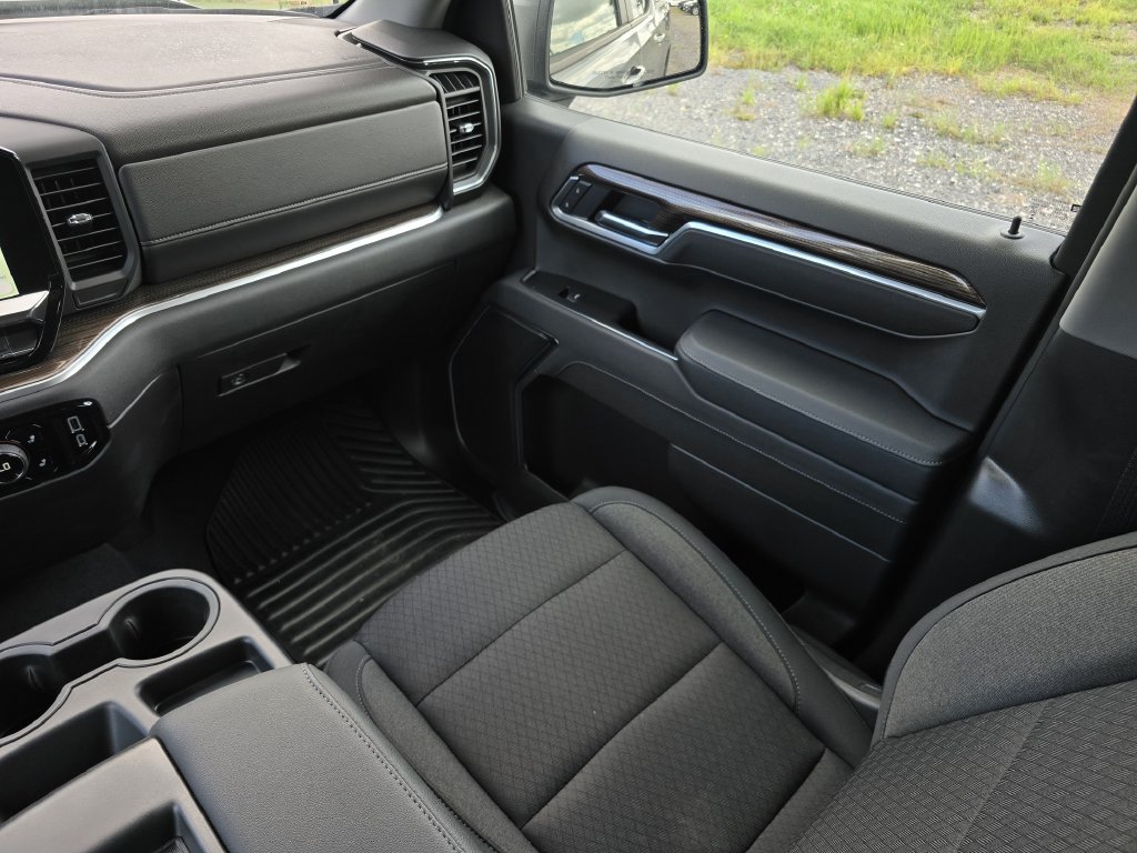 Used 2026 Chevrolet Silverado 1500 LT AWD/4WD image 20