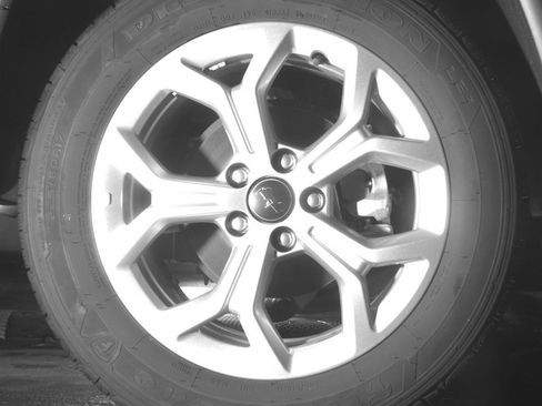 Used 2025 Jeep Compass Latitude AWD/4WD image 15