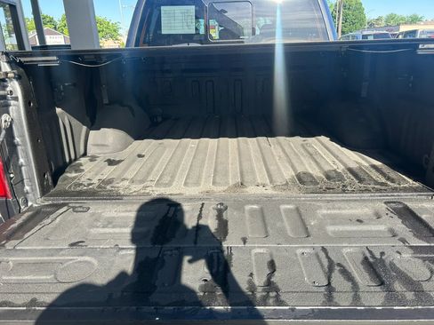 Used 2017 Ford F150 XLT w/ Equipment Group 302A Luxury AWD/4WD image 27