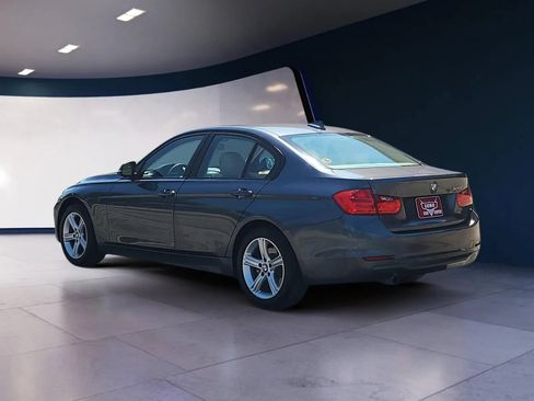 Used 2014 BMW 320i Sedan RWD image 3