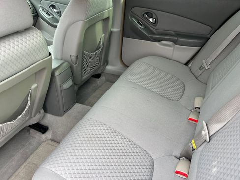 Used 2006 Chevrolet Malibu LT image 9