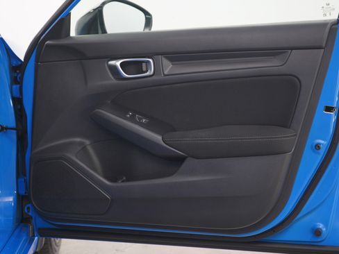 Used 2024 Honda Civic Sport image 9