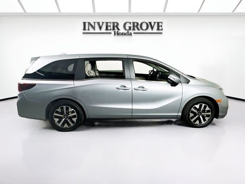 Certified 2026 Honda Odyssey EX-L image 4