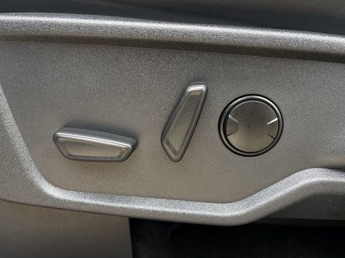 Certified 2025 Ford Bronco Raptor w/ Interior Carbon Fiber Pack AWD/4WD image 32