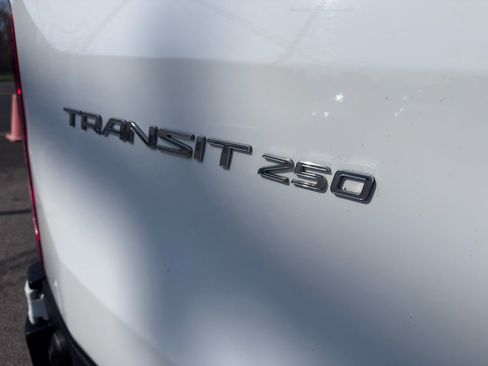 Used 2024 Ford Transit 250 Medium Roof RWD image 37