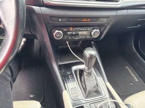 Used 2018 MAZDA MAZDA3 Grand Touring FWD image 5