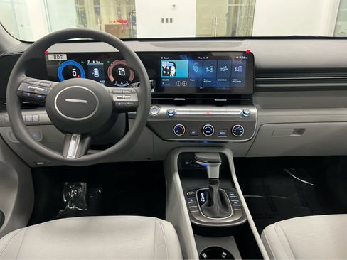 New 2026 Hyundai Kona SE image 19