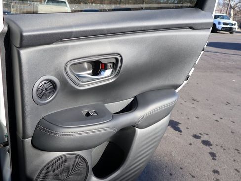 Certified 2023 Honda HR-V EX-L image 14