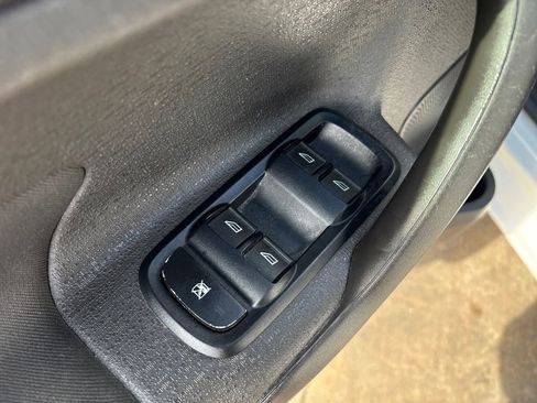 Used 2019 Ford Fiesta SE image 15