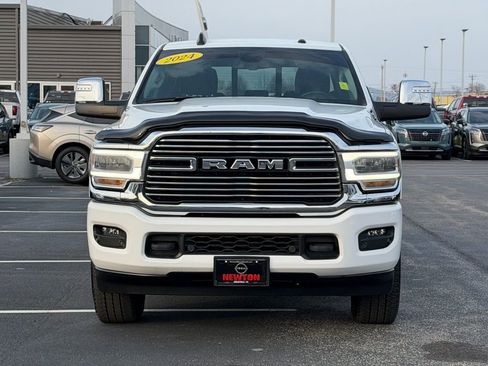 Used 2024 RAM 2500 Laramie image 9