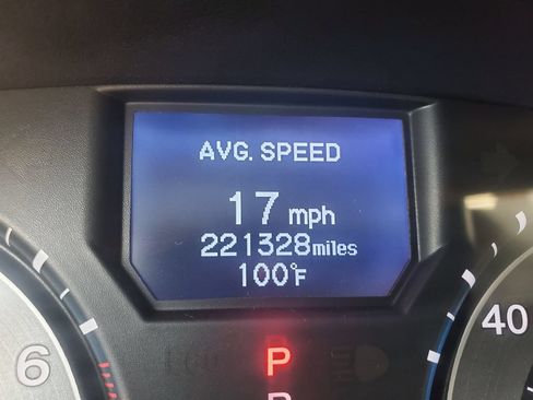 Used 2011 Honda Odyssey Touring image 21