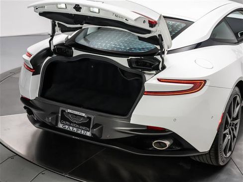Used 2019 Aston Martin DB11 Base image 32