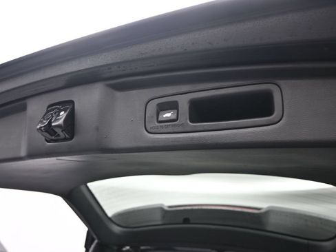 Used 2025 Honda CR-V Sport Touring image 17