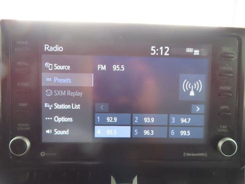 Used 2022 Toyota Corolla SE FWD image 19