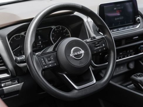 Used 2023 Nissan Rogue SV FWD image 16