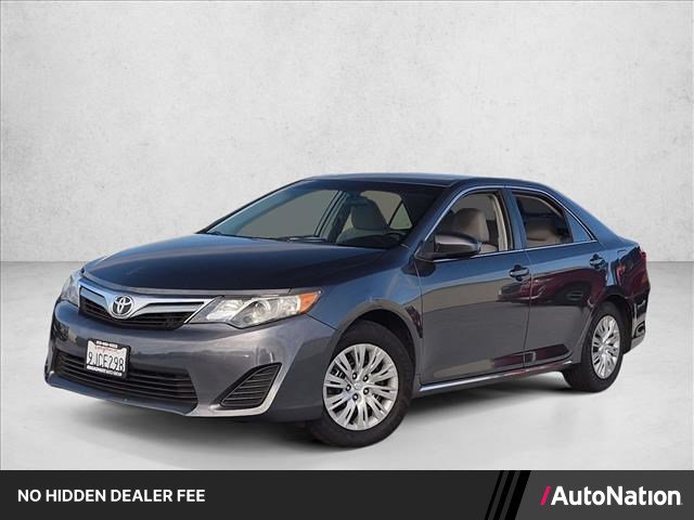 Used 2012 Toyota Camry LE FWD image 1