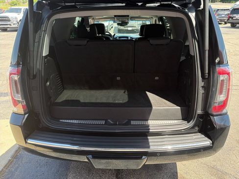Used 2020 GMC Yukon Denali w/ Denali Ultimate Package AWD/4WD image 24