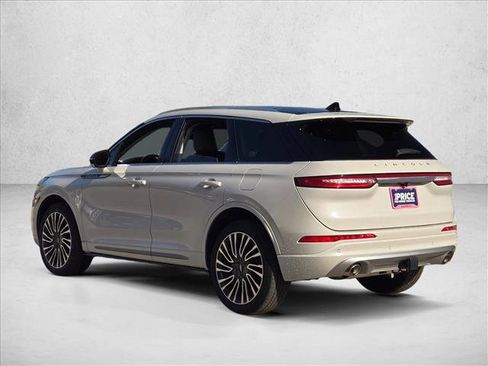 Used 2022 Lincoln Corsair Reserve w/ Sport Package image 7